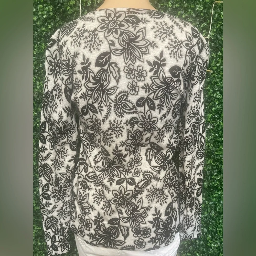 LOFT Black and White Fitted Blouse with Intricate Design - Picture 3 of 8